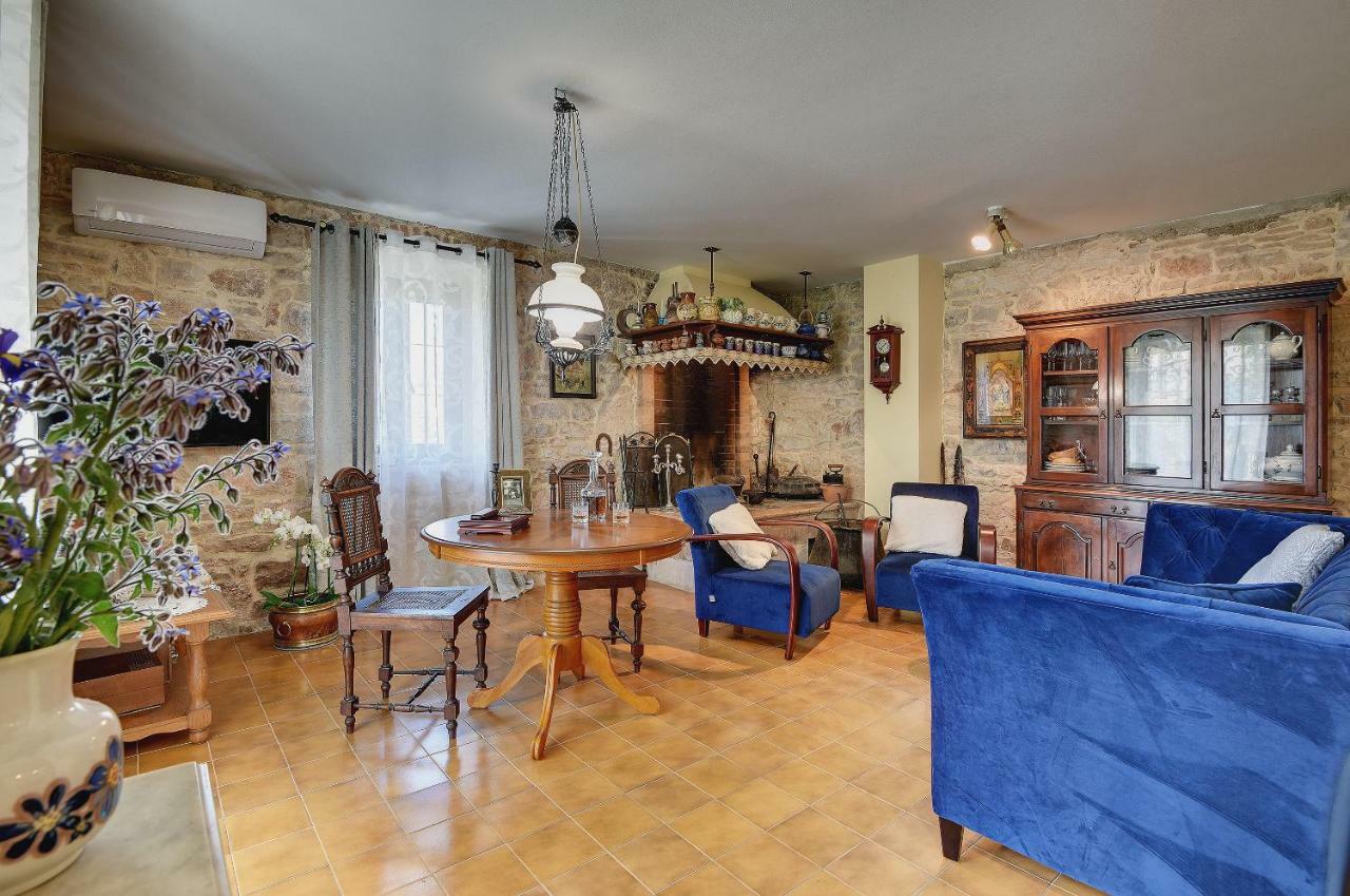 הוילה קרניצה Palazzo 1812 מראה חיצוני תמונה